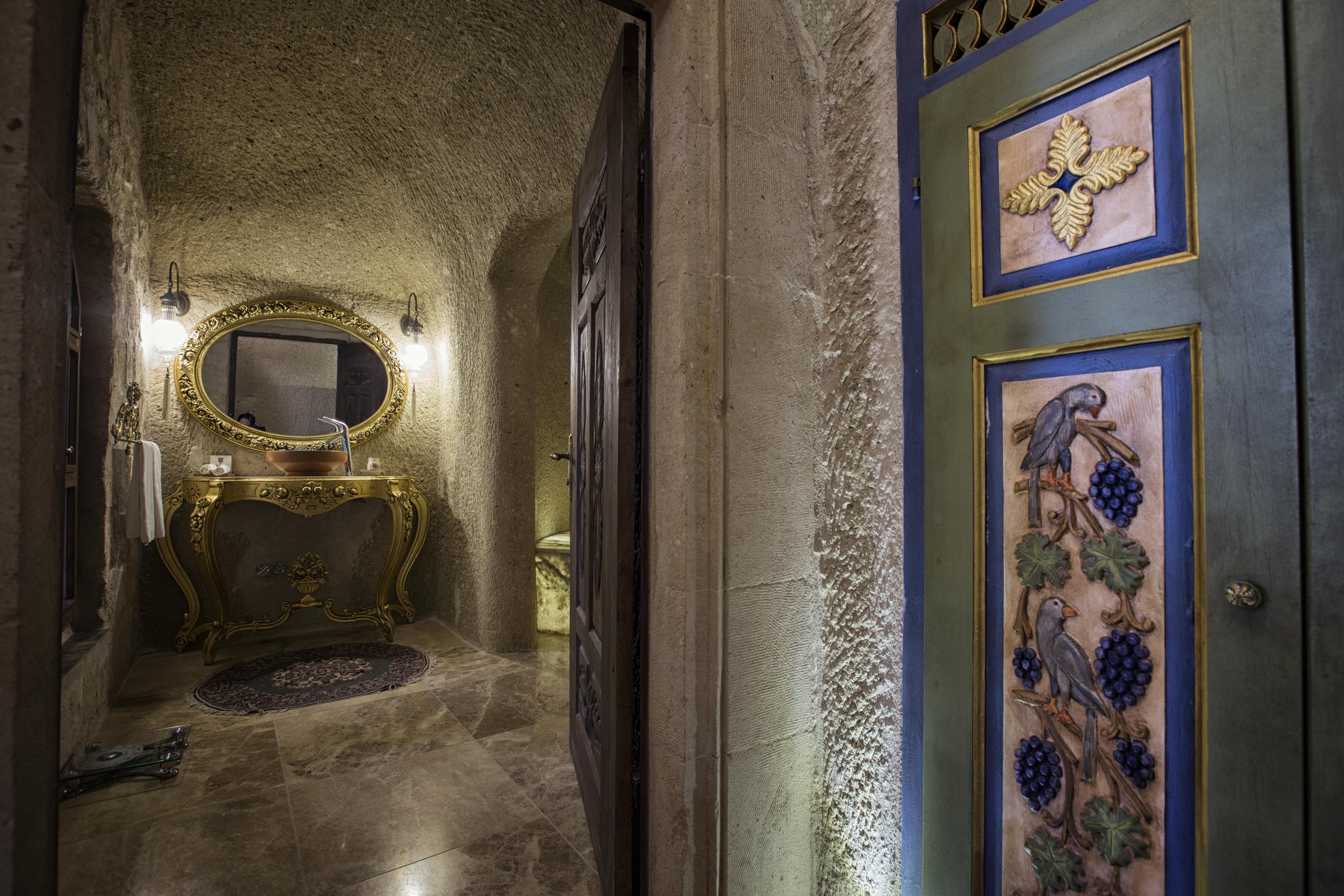 Elika Cave Suites & Spa Гореме Экстерьер фото