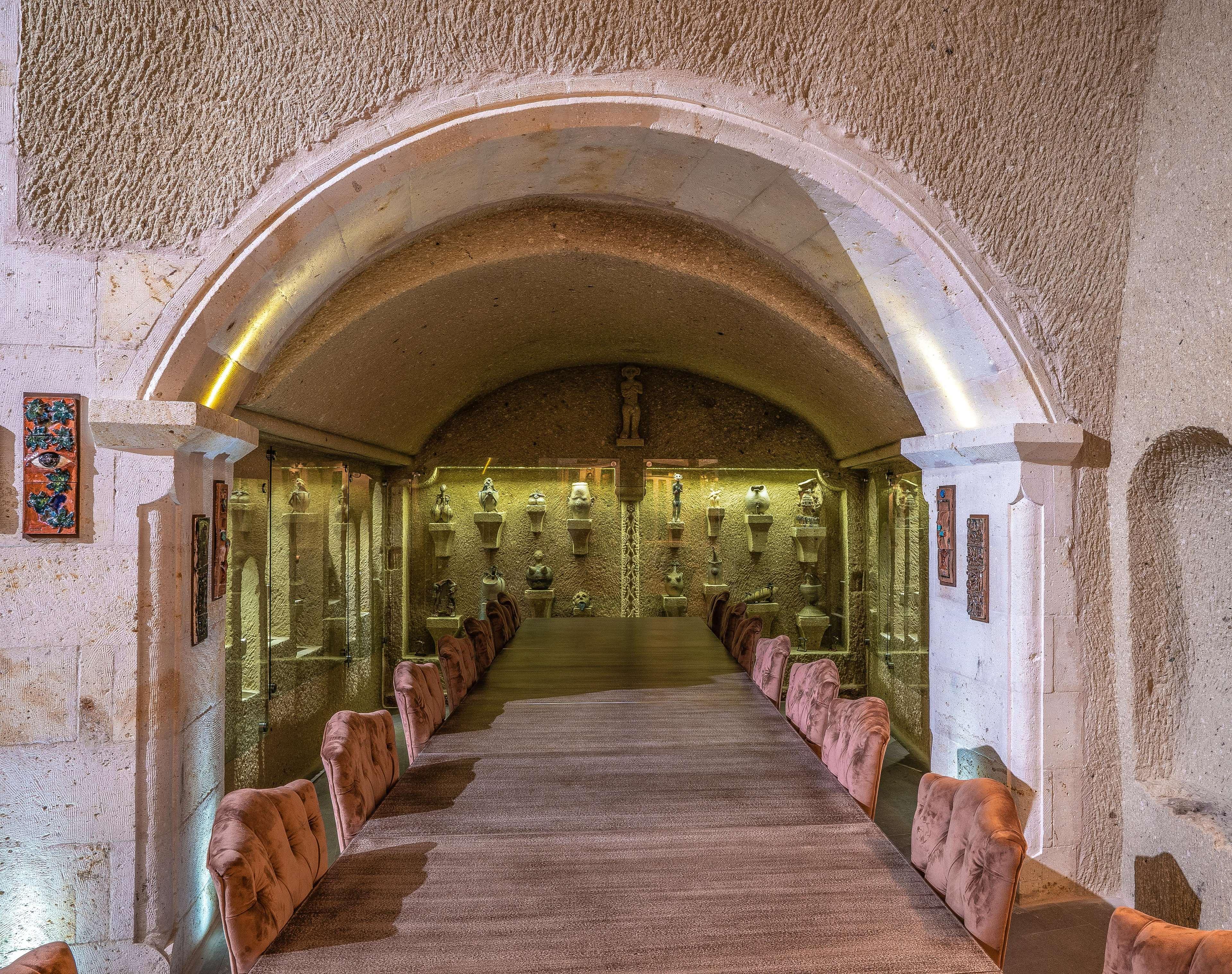 Elika Cave Suites & Spa Гореме Экстерьер фото